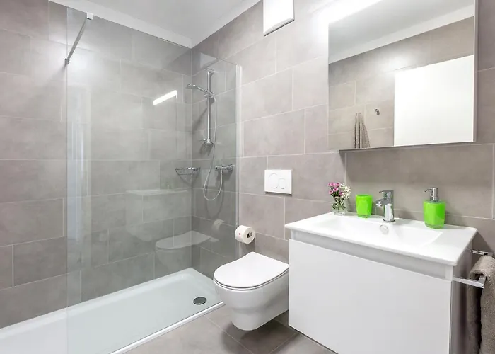 Loctowers A3-4-1 By Interhome لوكارنو